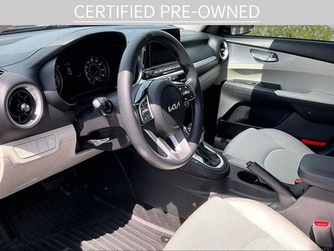 Used 2022 Kia Forte LXS image 12