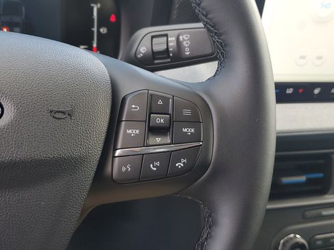 New 2025 Ford Maverick XLT w/ XLT Luxury Package image 22