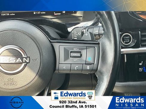 Used 2022 Nissan Pathfinder Platinum w/ Lighting Package (N93) AWD/4WD image 25