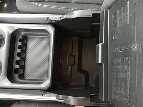 Used 2025 RAM 1500 Big Horn image 23