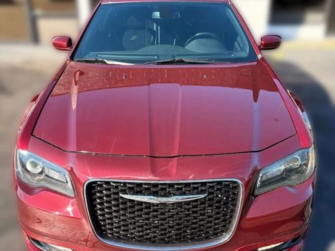 Used 2018 Chrysler 300 S w/ S Model Appearance Package image 9