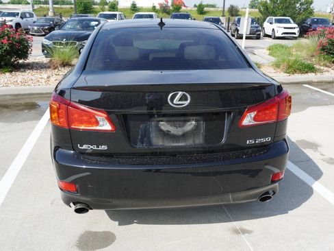 Used 2009 Lexus IS 250 image 7