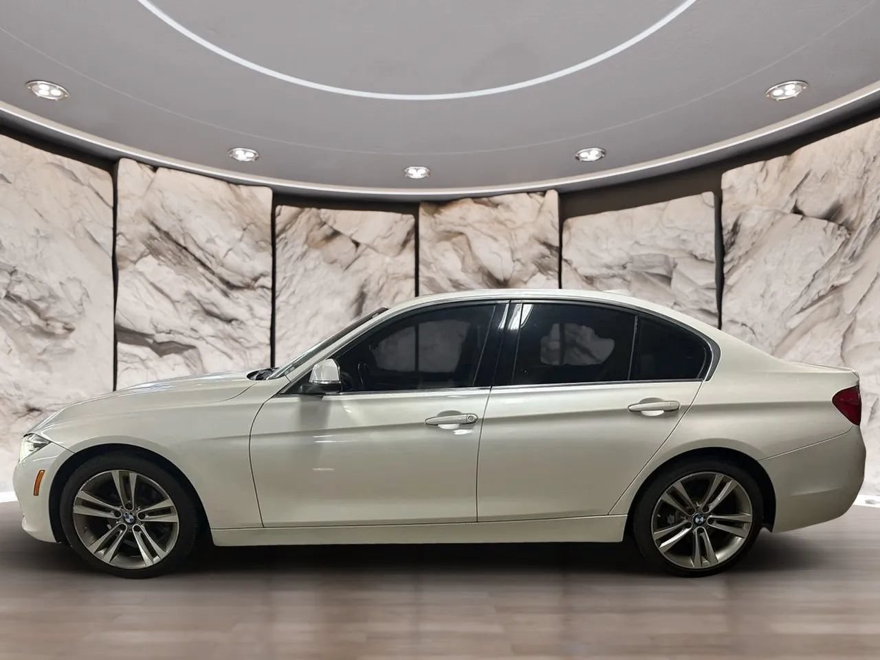 Used 2016 BMW 328i Sedan RWD image 2