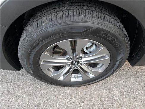 Used 2016 Hyundai Santa Fe Sport FWD image 9