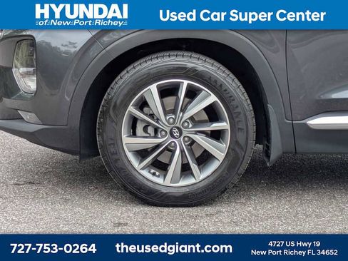 Used 2020 Hyundai Santa Fe SEL w/ Convenience + Premium Package image 10
