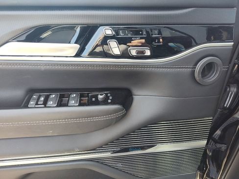 Used 2024 Jeep Grand Wagoneer L Series II w/ Quick Order Packagew 28T image 20