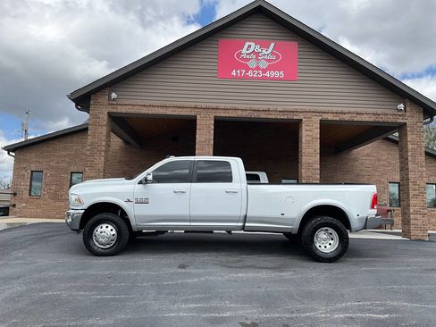 Used 2014 RAM 3500 Laramie image 25