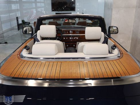 Used 2013 Rolls-Royce Phantom Drophead Coupe image 14