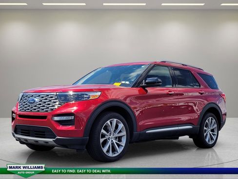 Used 2023 Ford Explorer Platinum w/ Equipment Group 601A AWD/4WD image 7