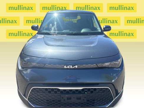 Used 2023 Kia Soul LX w/ LX Technology Package FWD image 16