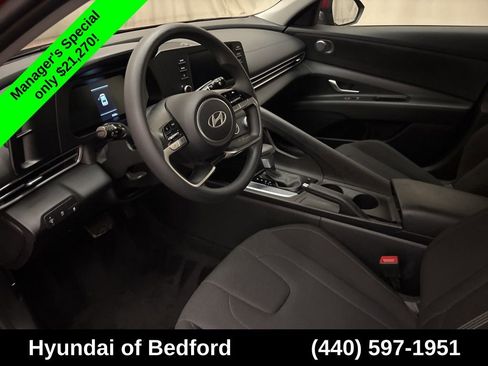 Certified 2026 Hyundai Elantra SE FWD image 13