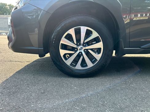 Certified 2023 Subaru Outback Premium AWD/4WD image 23