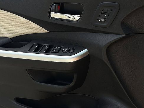 Used 2016 Honda CR-V Touring image 22