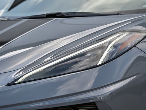 Used 2025 Chevrolet Corvette Stingray Preferred Cpe w/ Stealth Interior Trim Package RWD image 8