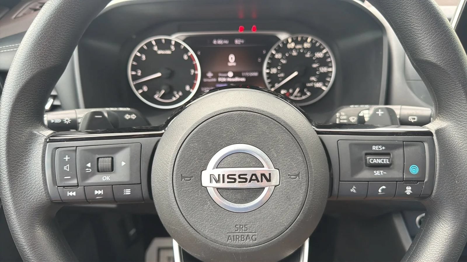 Used 2021 Nissan Rogue SV FWD image 17