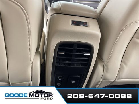 Used 2019 Lincoln MKC Reserve w/ MKC Technology Package image 29