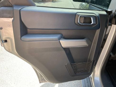 Used 2022 Ford Bronco Outer Banks AWD/4WD image 6