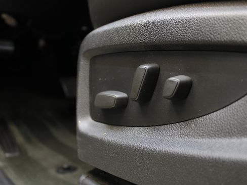 Used 2015 Chevrolet Tahoe LTZ image 28