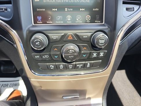 Used 2016 Jeep Grand Cherokee Summit AWD/4WD image 19