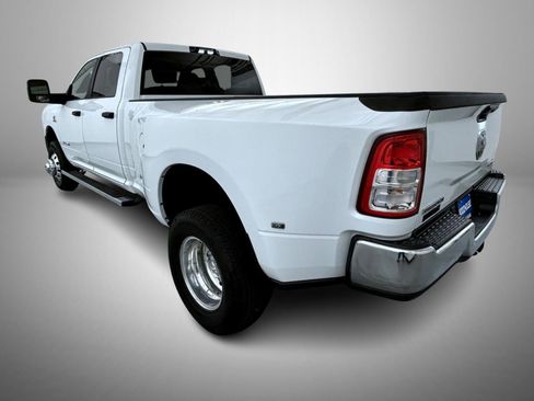 Used 2024 RAM 3500 Big Horn w/ Cold Weather Group AWD/4WD image 7