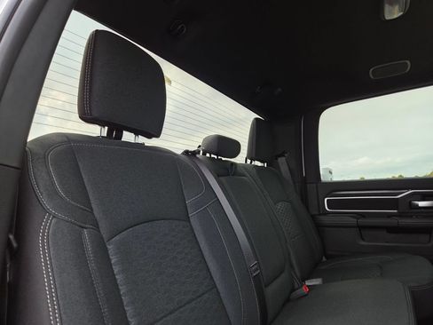 New 2026 RAM 2500 Big Horn AWD/4WD image 19