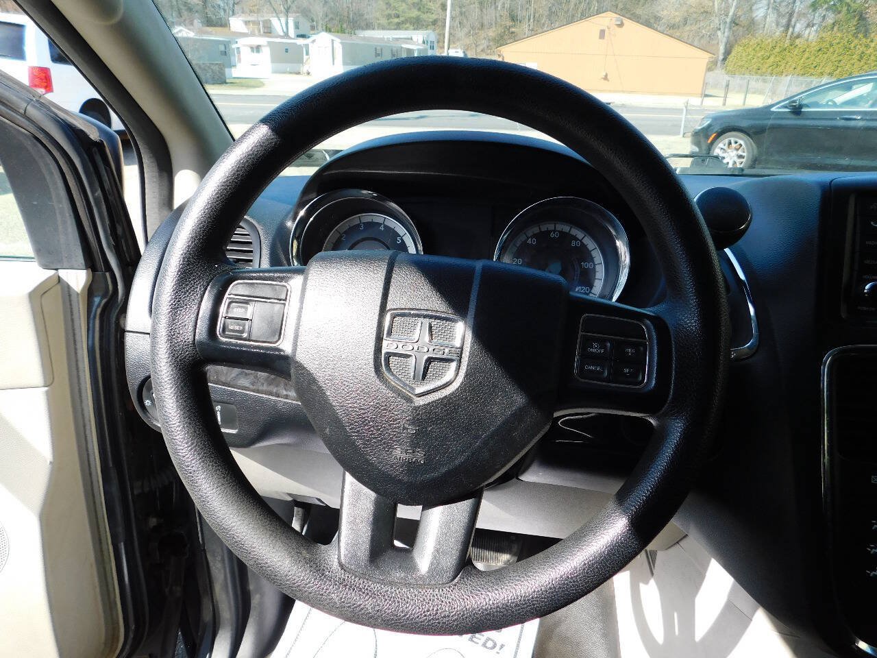Used 2016 Dodge Grand Caravan SE w/ Quick Order Package 29E SE FWD image 30