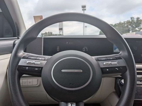 Used 2025 Hyundai Tucson SEL FWD image 24