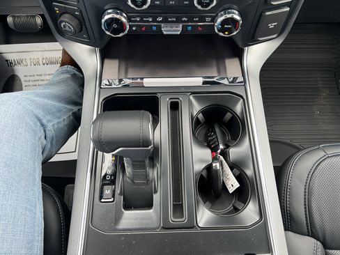 New 2025 Ford F150 Platinum w/ FX4 Off-Road Package image 21