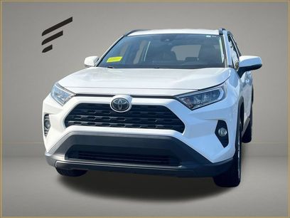 Used 2020 Toyota RAV4 XLE w/ Carpet Mat Package