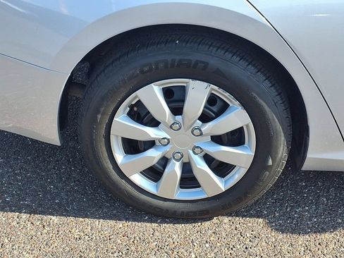 Used 2020 Nissan Altima 2.5 S FWD image 10