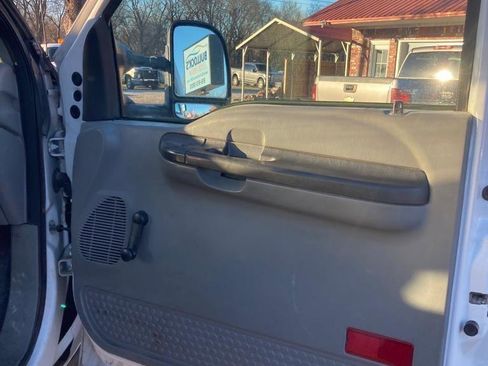 Used 2005 Ford F450 XL image 11