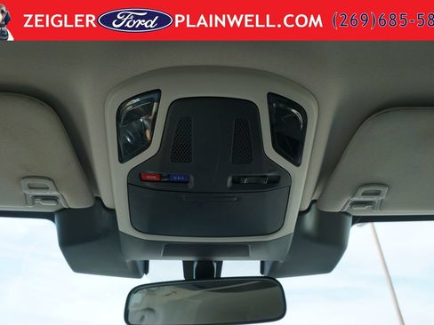 Used 2023 Subaru Outback Premium AWD/4WD image 29