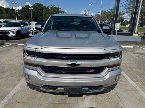 Used 2018 Chevrolet Silverado 1500 LT w/ All Star Edition AWD/4WD image 8