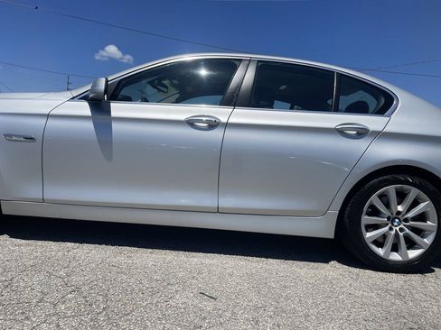 Used 2013 BMW 528i xDrive Sedan AWD/4WD image 11
