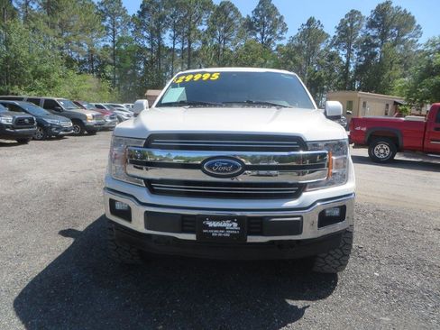 Used 2019 Ford F150 Lariat image 3