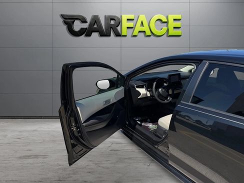 Used 2020 Toyota Corolla LE FWD image 15