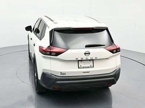 Used 2021 Nissan Rogue S image 32