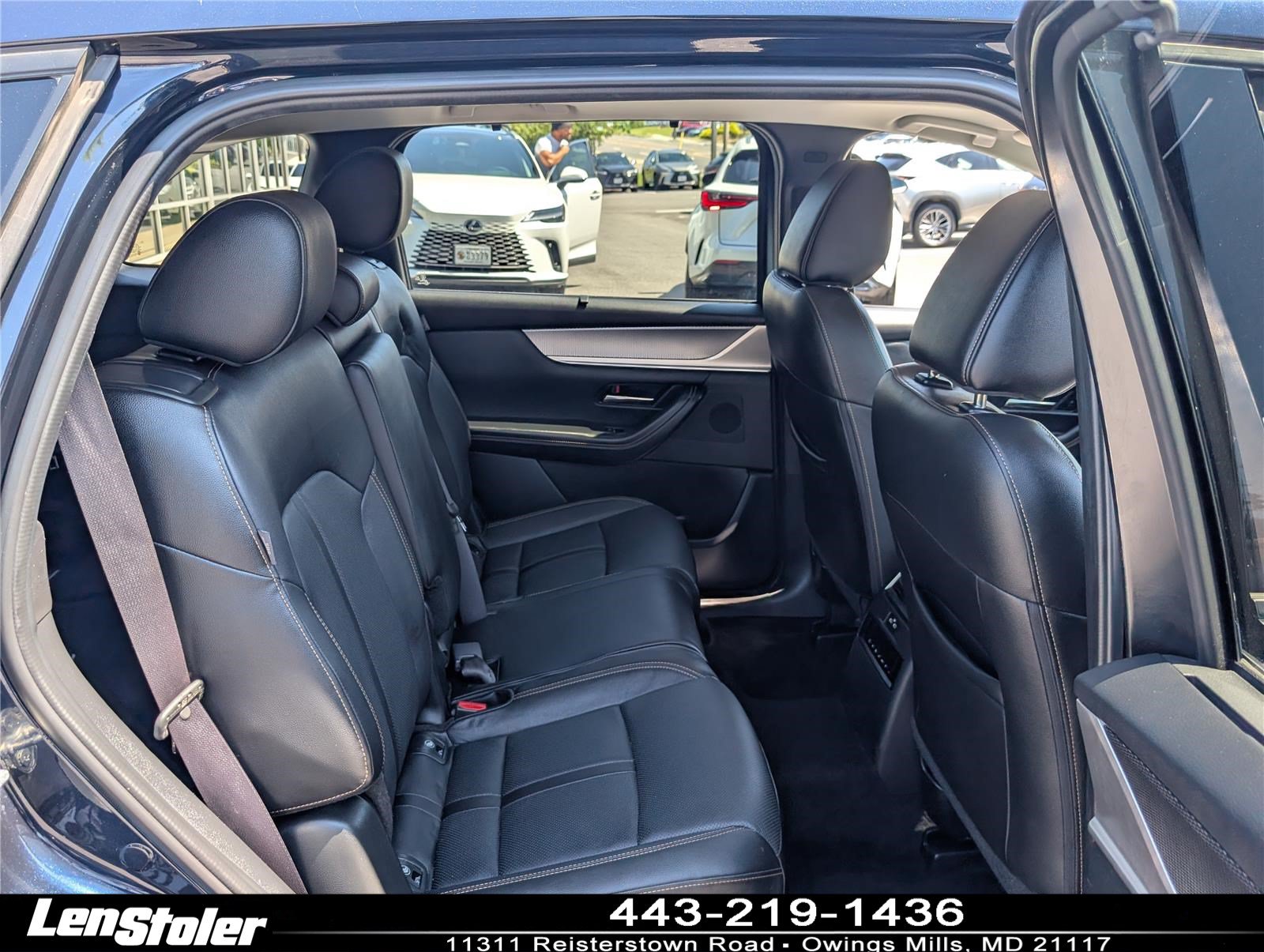 Used 2024 MAZDA CX-90 Plug-In Hybrid w/ Preferred AWD/4WD image 12