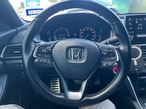 Used 2022 Honda Accord Sport image 11