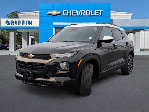 Used 2023 Chevrolet TrailBlazer ACTIV w/ Convenience Package image 11