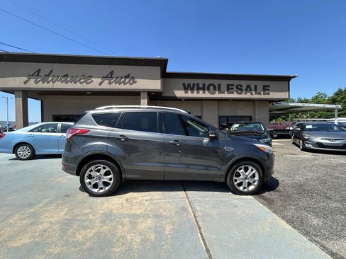 Used 2016 Ford Escape Titanium w/ Equipment Group 301A FWD image 1