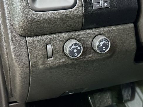 Used 2018 Chevrolet Colorado LT w/ LT Convenience Package image 10