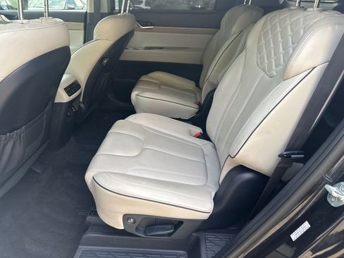 Used 2021 Hyundai Palisade Limited w/ Cargo Package AWD/4WD image 21