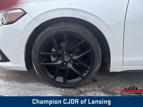 Used 2024 Honda Civic Sport image 25