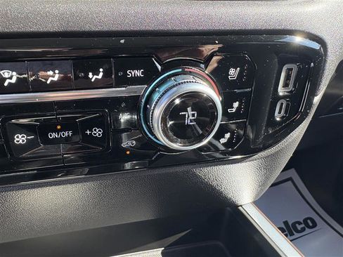 Used 2022 GMC Sierra 1500 SLT w/ SLT Premium Plus Package image 23