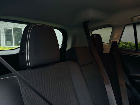 Used 2018 Toyota RAV4 XLE image 17