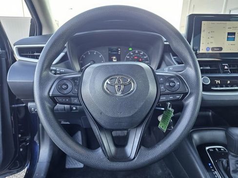 Used 2023 Toyota Corolla LE image 22