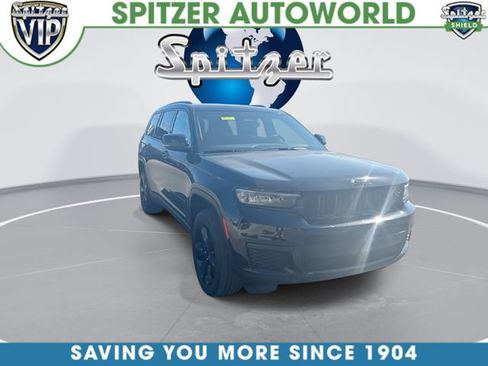 Used 2024 Jeep Grand Cherokee L Altitude AWD/4WD image 2