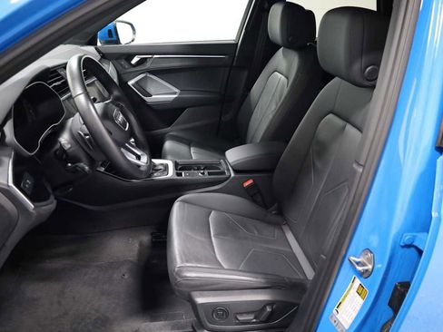 Used 2023 Audi Q3 2.0T Premium Plus w/ Premium Plus Package image 5