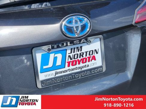 Used 2016 Toyota RAV4 XLE AWD/4WD image 11